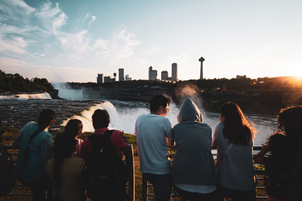 Even if you solo travel, you will find crowds at famous sites like Niagara Falls. It was nice to see people enjoy the view of the waterfall. 