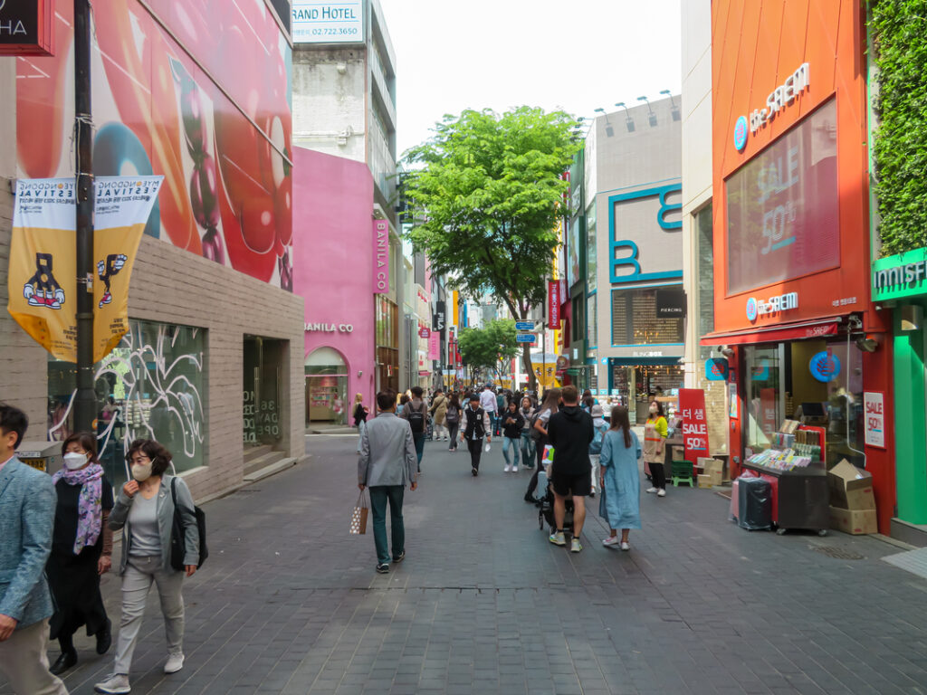 Shops in Myeongdong 