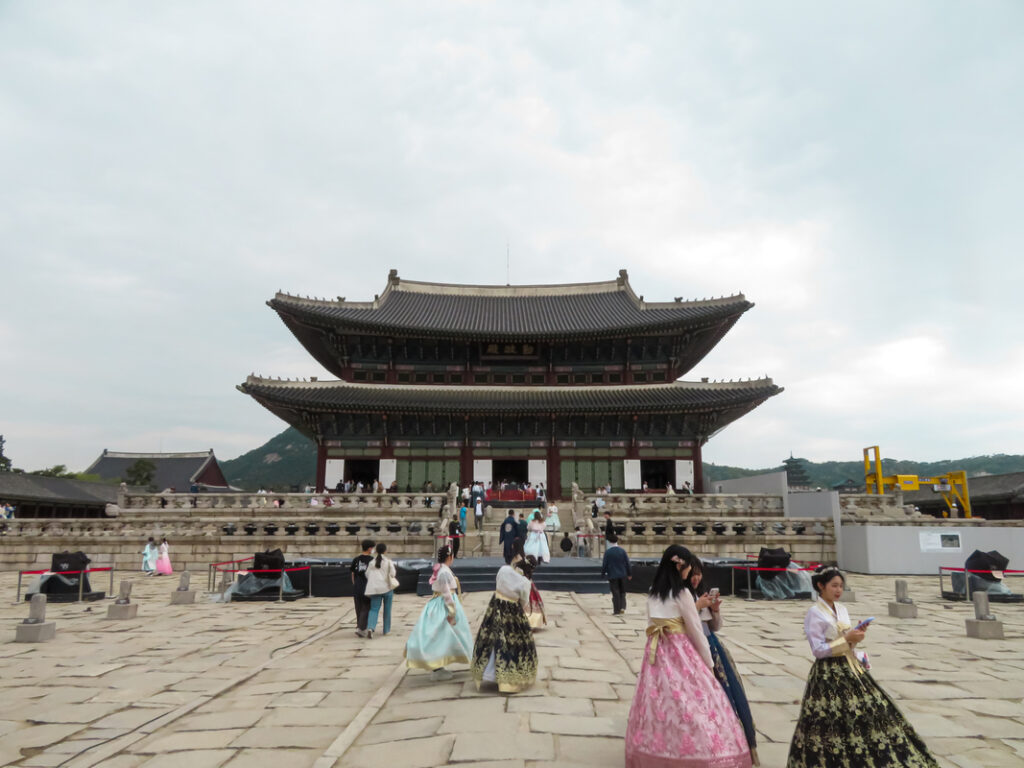 Gyeongbokgung Palace full of tourists in Seoul, South Korea.
